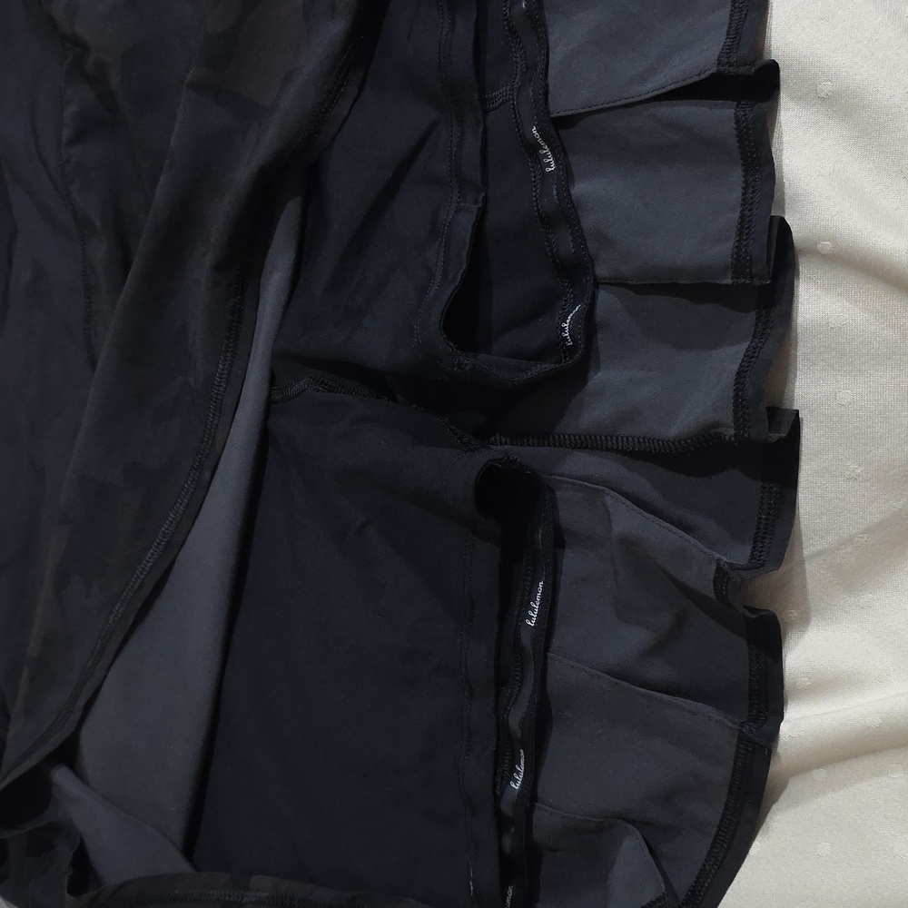 Lululemon Black Women's Skort - Athletic A-Line Tennis Skirt Size 12 - Picture 6 of 7